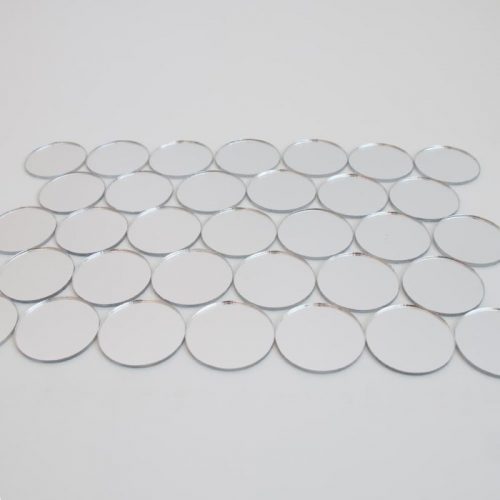 Silver Round mirror pieces makes a pattern