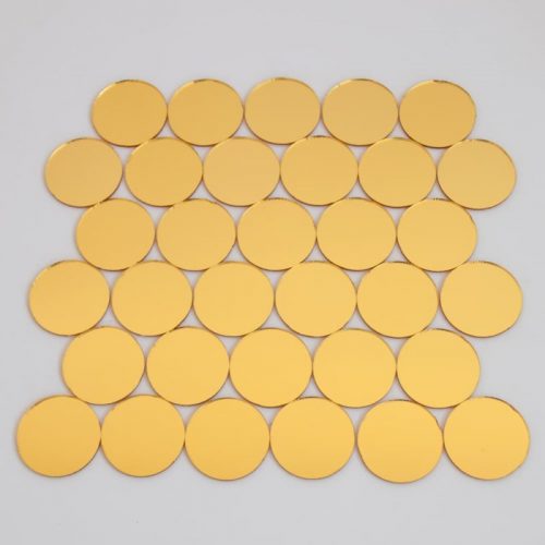 Gold Round mirror pieces makes a pattern