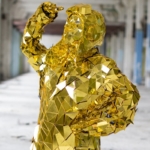 Protecting form sun pose of Golden Mirror man perfomance costume Pilot