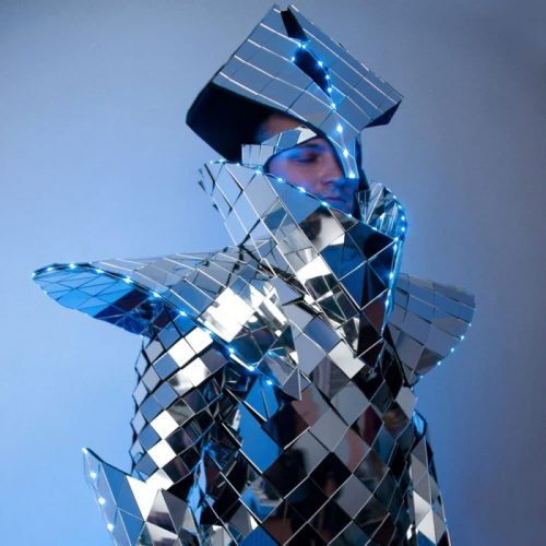 The top part of Mirror Costume Ice Guardian - Square glass style