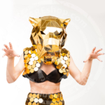 Model in Mirror 3D Tiger mask makes scary faces