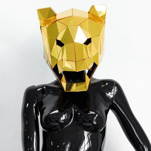 Animal Mirror Mask pantera on mannequin