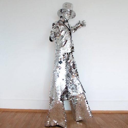 Model making posses in Mirror stilt walker costume
