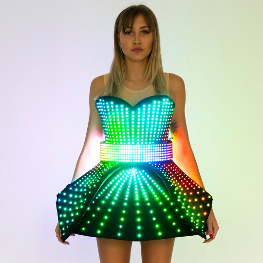 Luminous clothing dress with warm ocean effect