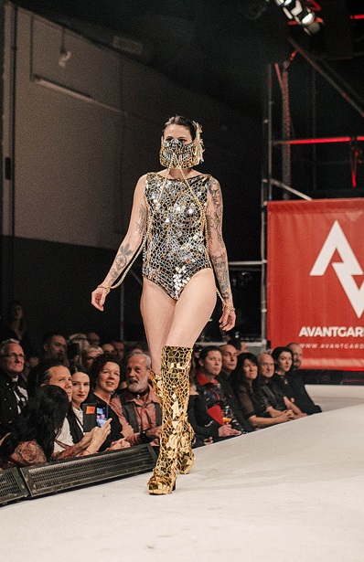 Avantgardista 2019 ETERESHOP Catwalk Gold and Silver Costume by ETERESHOP