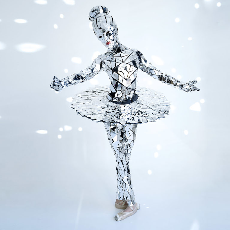 Flexible mirror ballerina costume for performances by