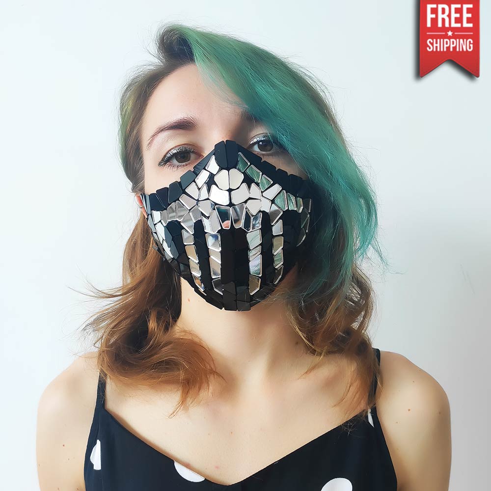 Black and Silver Mirror Face Mask by ETERESHOP