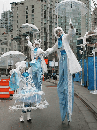 Stilt Men Artists