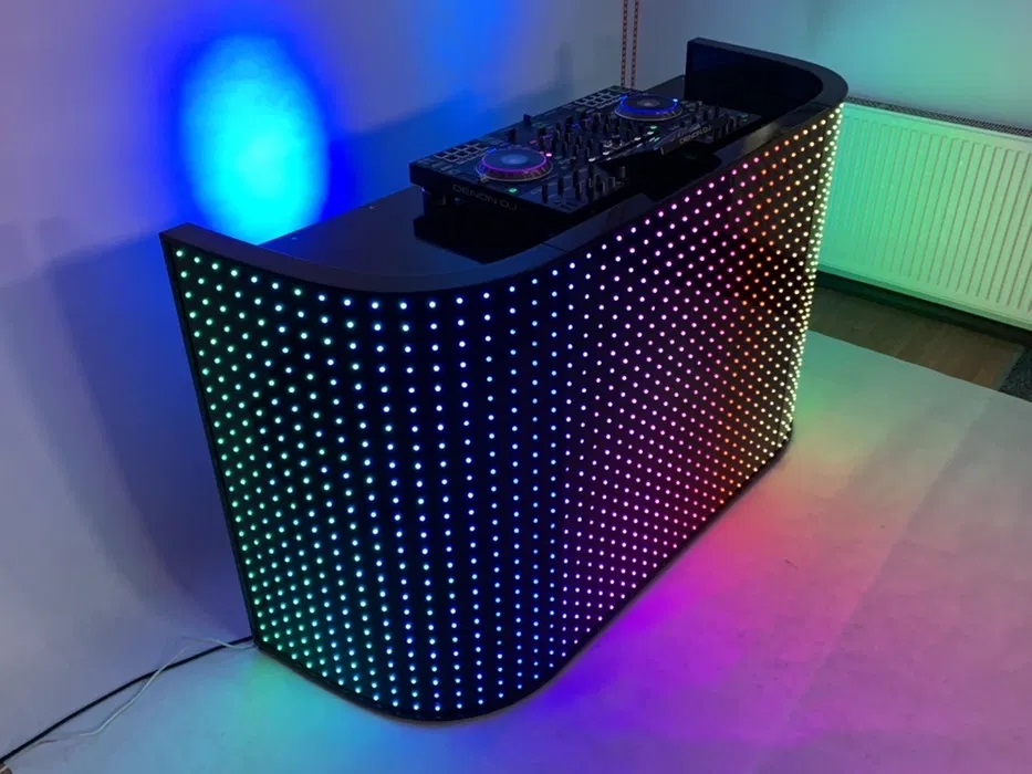 Smart Pixel LED DJ Stand