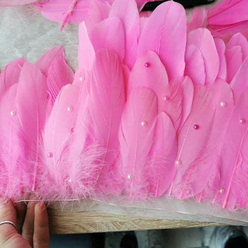 custom-pink-feather-costume-decor