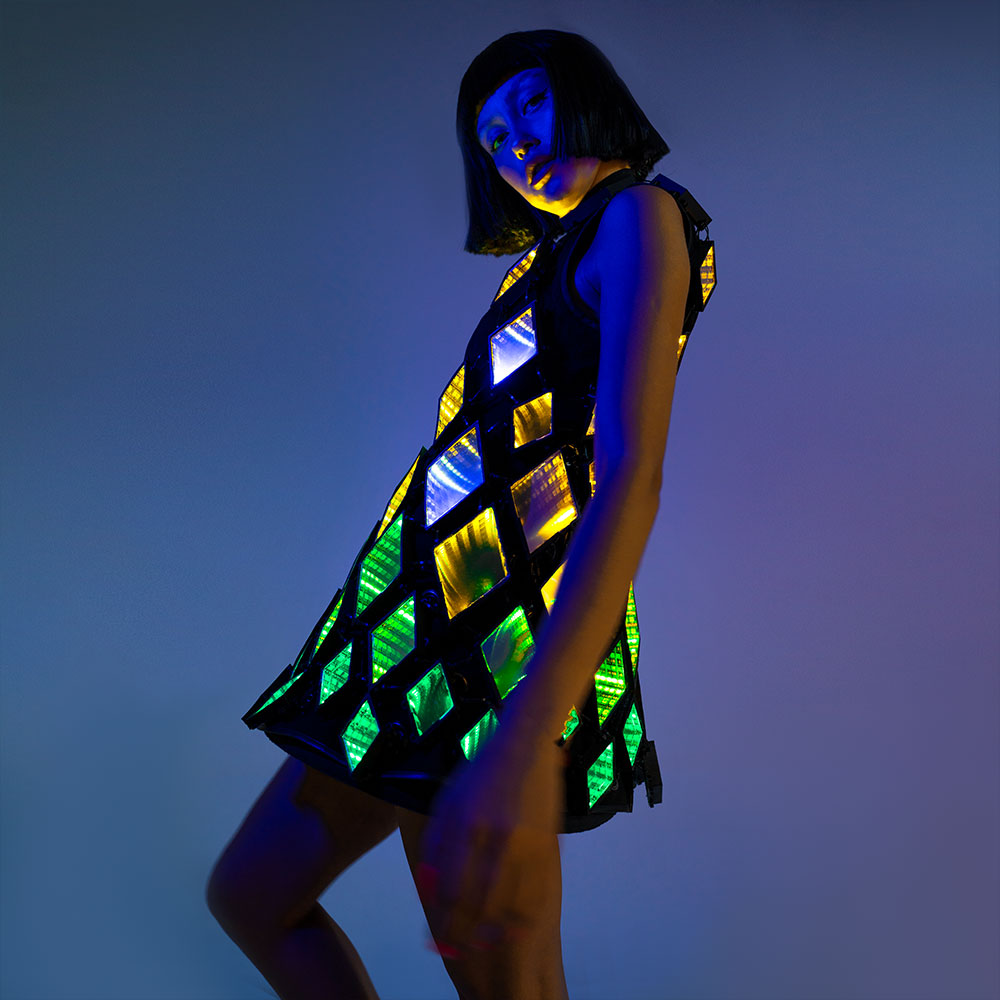 dress-that-lights-up-by-etereshop