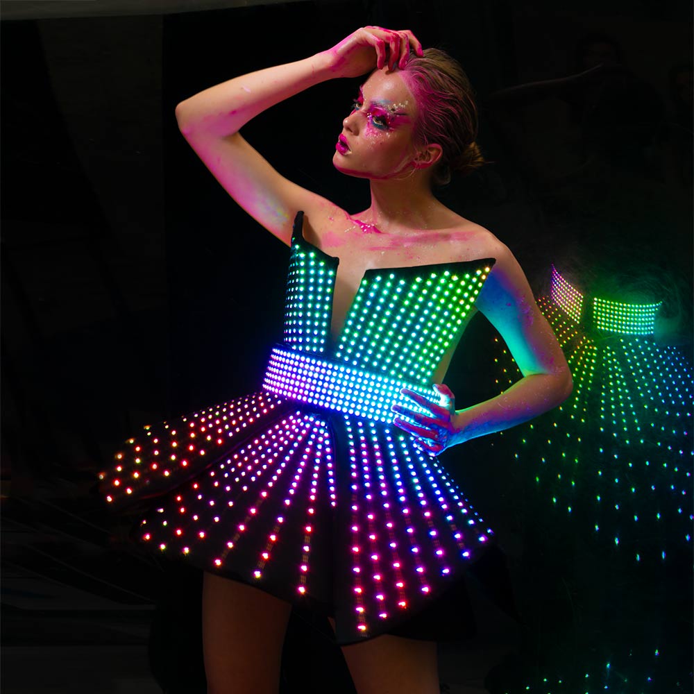 dresses-that-glow-in-the-dark-by-etereshop