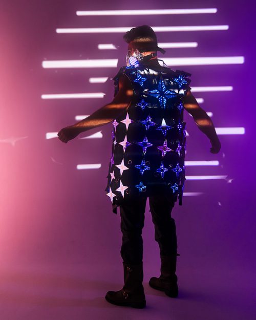 LED-vest-for-men-with-effect-infinity-mirror