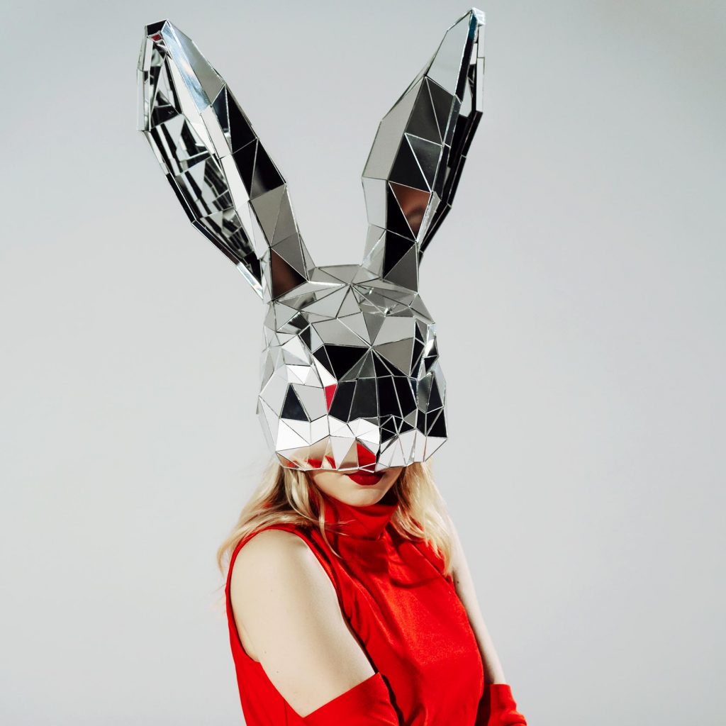 3D Mirror Polygonal Rabbit Mask on the face - by ETERESHOP