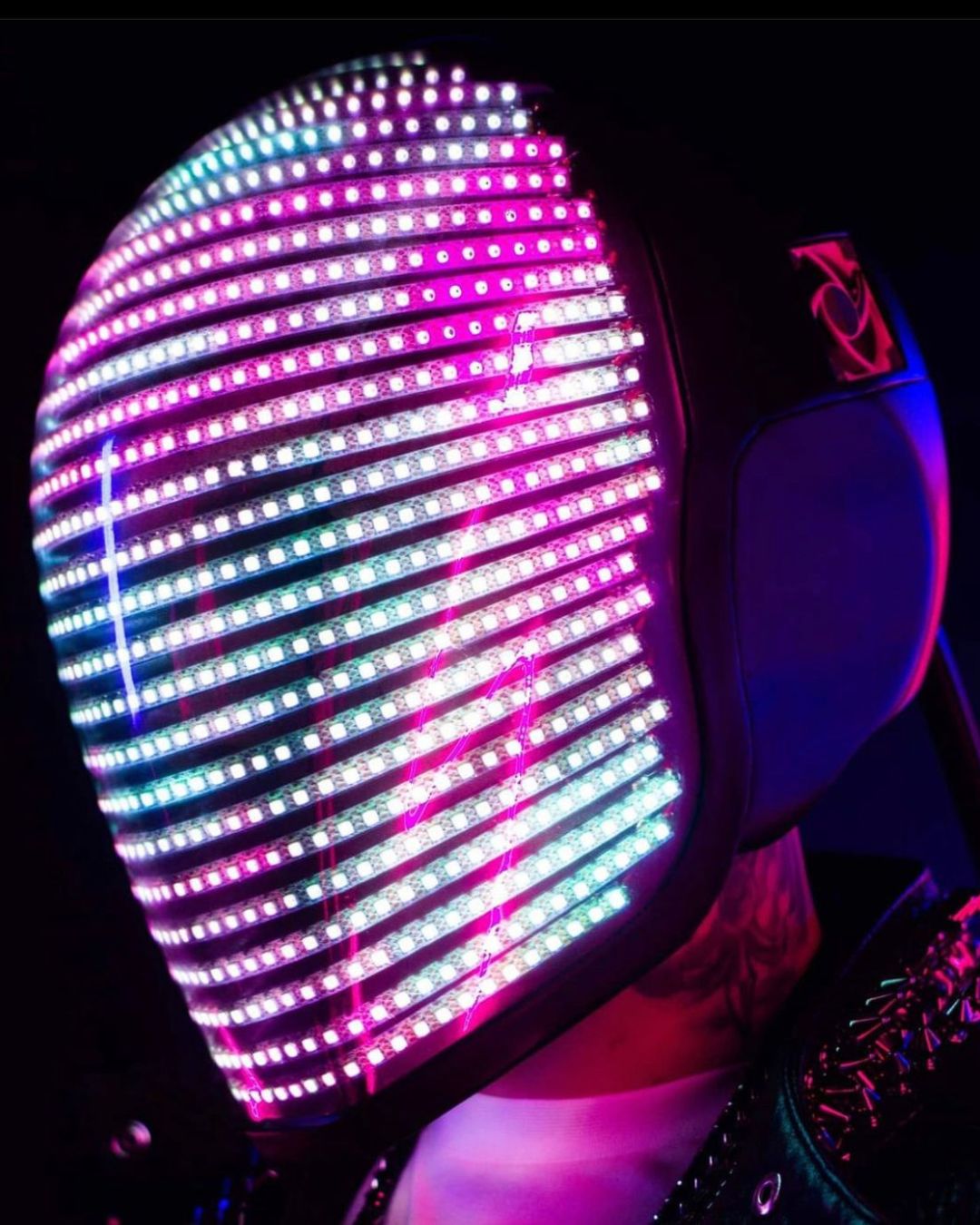 How to make a programmable Led light helmet a short guide
