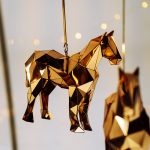 mirror-horses