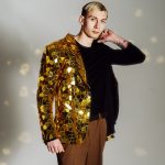 rave-men's-jacket-shimmers-in-the-sun
