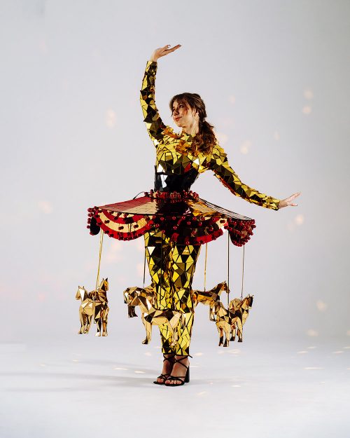 https://www.etereshop.com/wp-content/uploads/2023/03/unusual-circus-female-moving-outfit-500x625.jpg