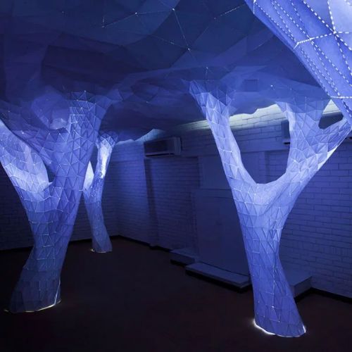 installation-with-LEDs-for-art-space