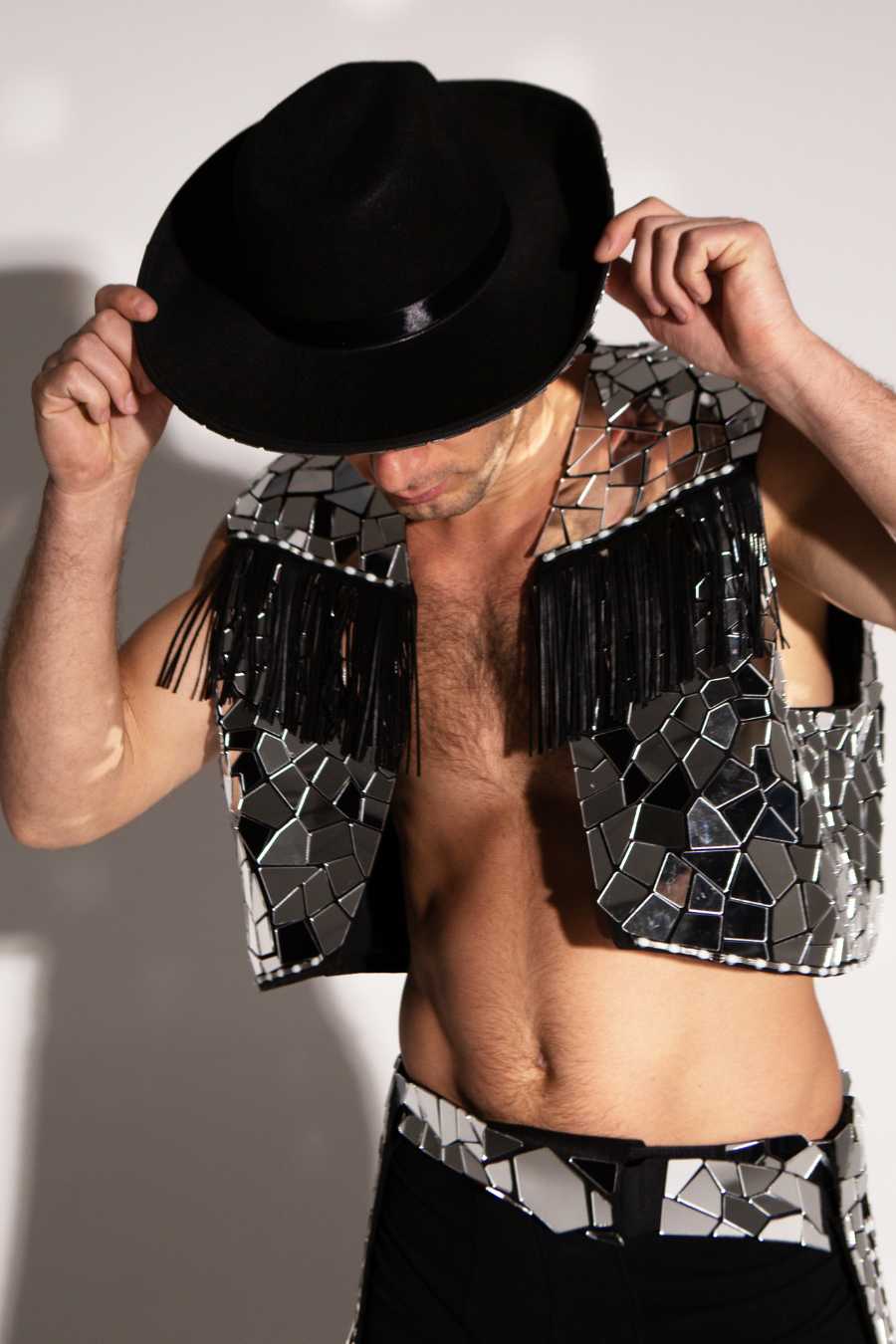 Men's Silver Mirror Sexy Cowboy Costume with LEDs for Performances _M313 - by ETERESHOP